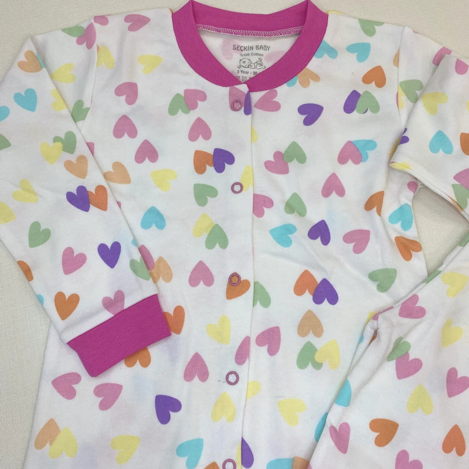 Renkli Kalp Desenli Bebek Pijama Takımı – %100 Pamuk